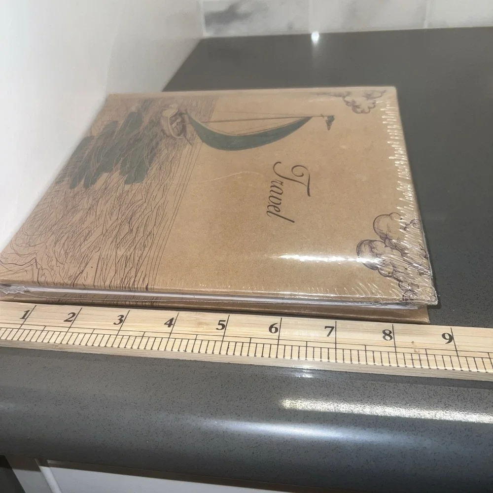 NEW Scrapbook Memory Album TRAVELS Pre Ready to Fill Holds 200 Photos